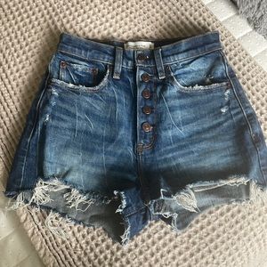 Abercrombie & Fitch high rise mom shorts curve love